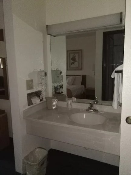 Capital O Amerihost Inn and Suites Mexico Hwy 54 MO 23/25