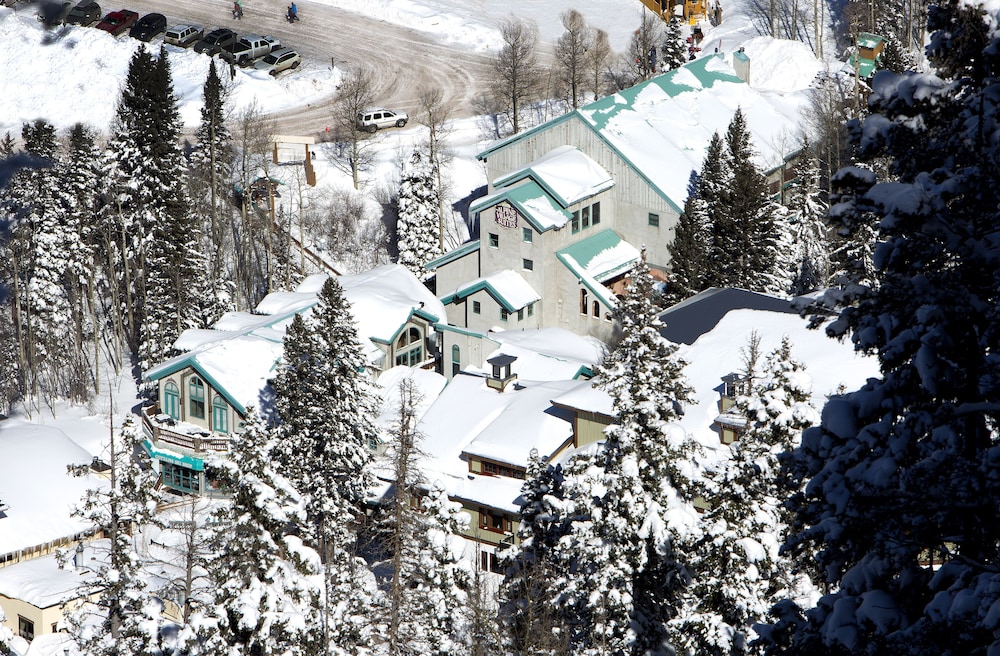 Alpine Village Suites 44/50