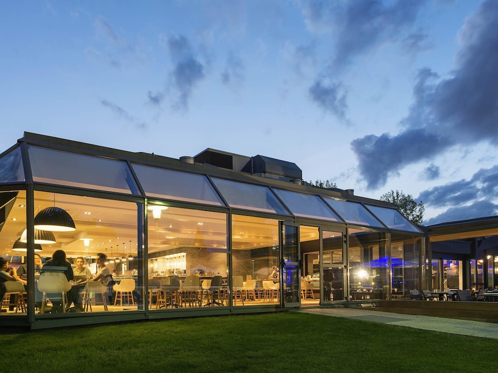 NOVOTEL LILLE AEROPORT 2/70