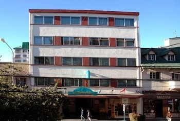 M382 Hotel Bariloche 1/51