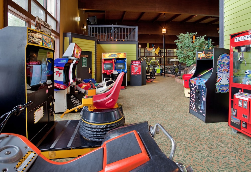 Holiday Inn At Six Flags Saint Louis 56/68