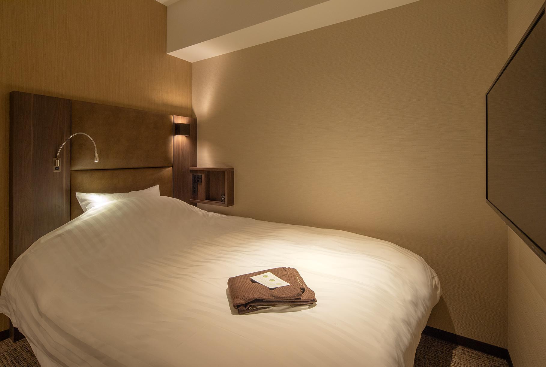 Room, Single
