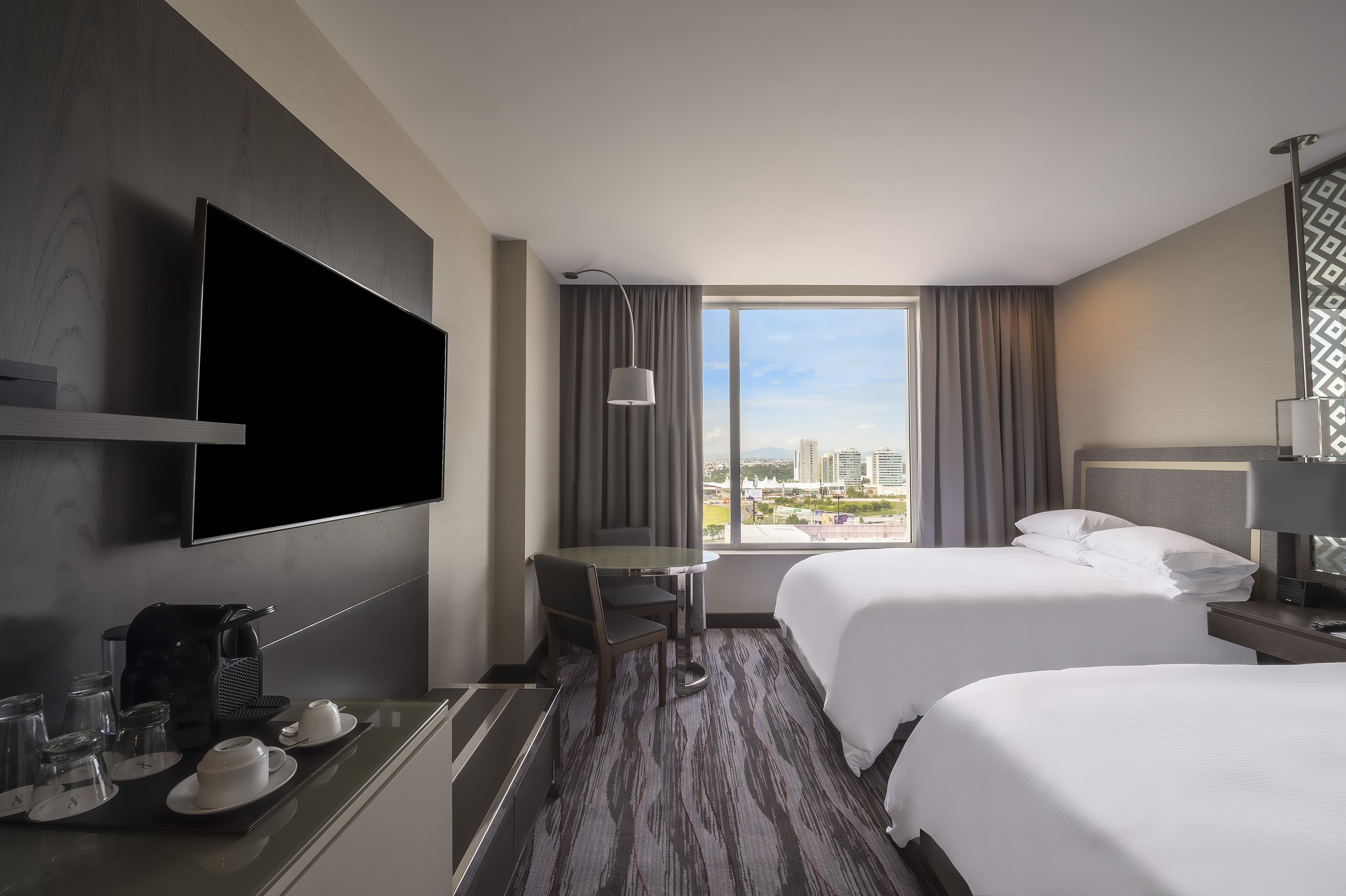 Deluxe, Double Bed