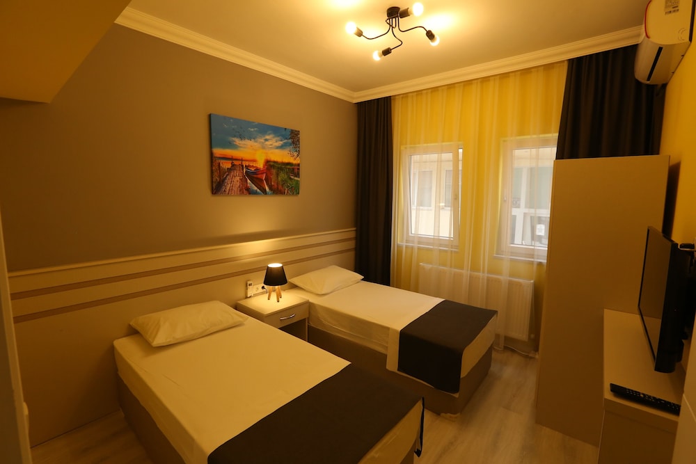 Kaleroom Hotel 10/25