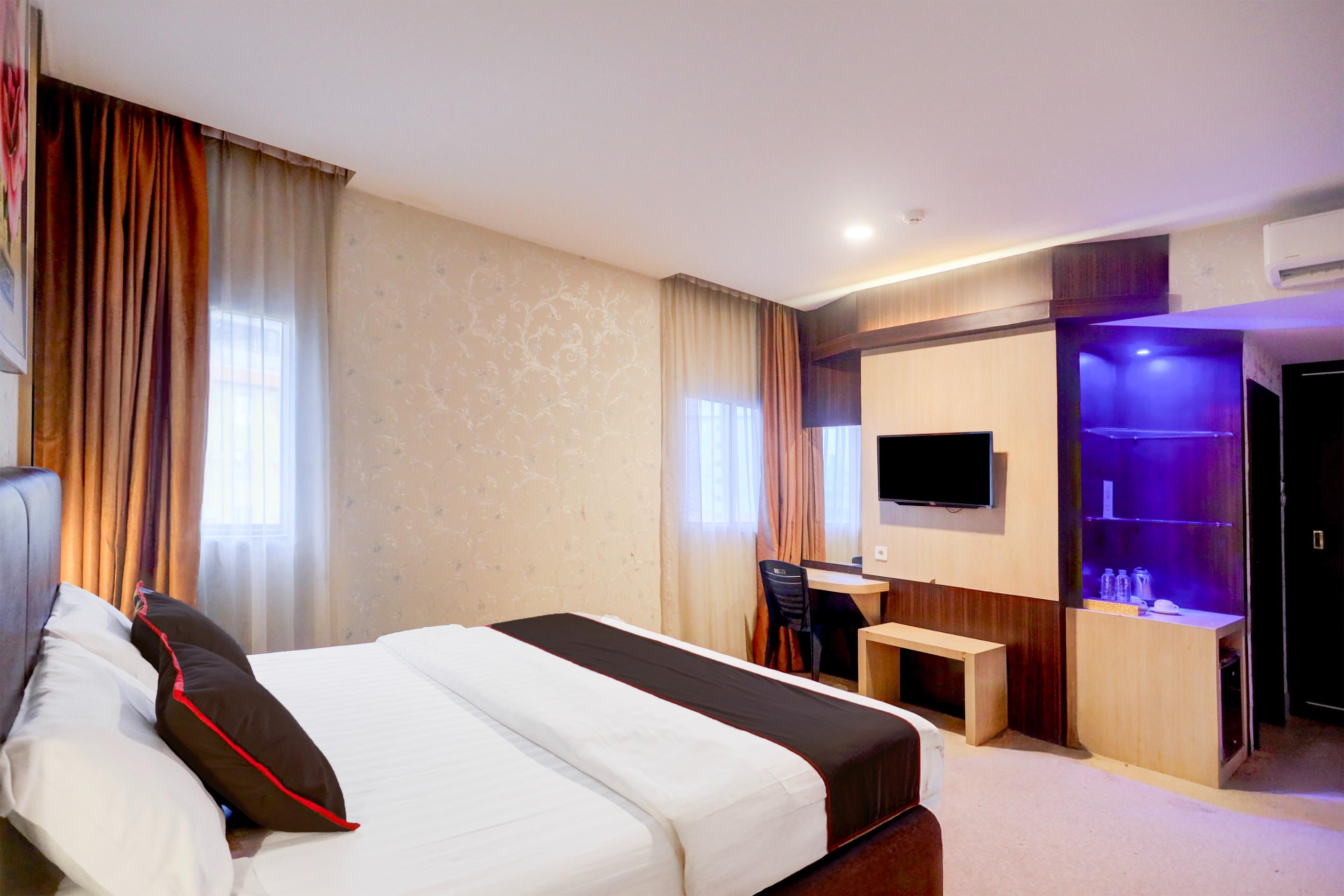 Indonesia, Deluxe, Double Bed
