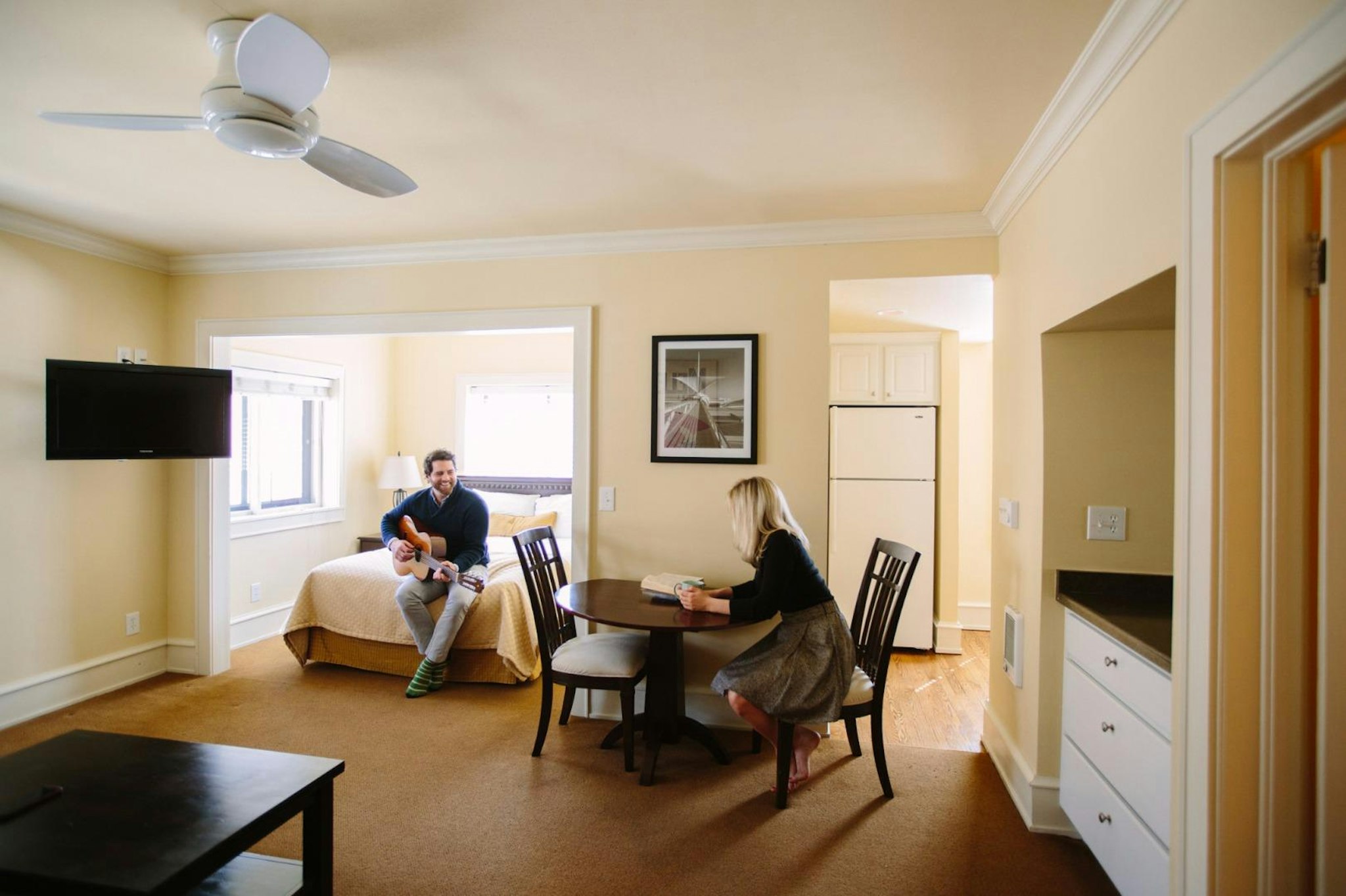 2 BEDROOMS, SUITE