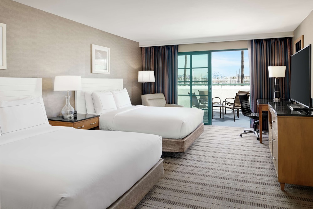 DOUBLETREE BY HILTON SAN PEDRO - PORT OF LOS ANGELES 12/65
