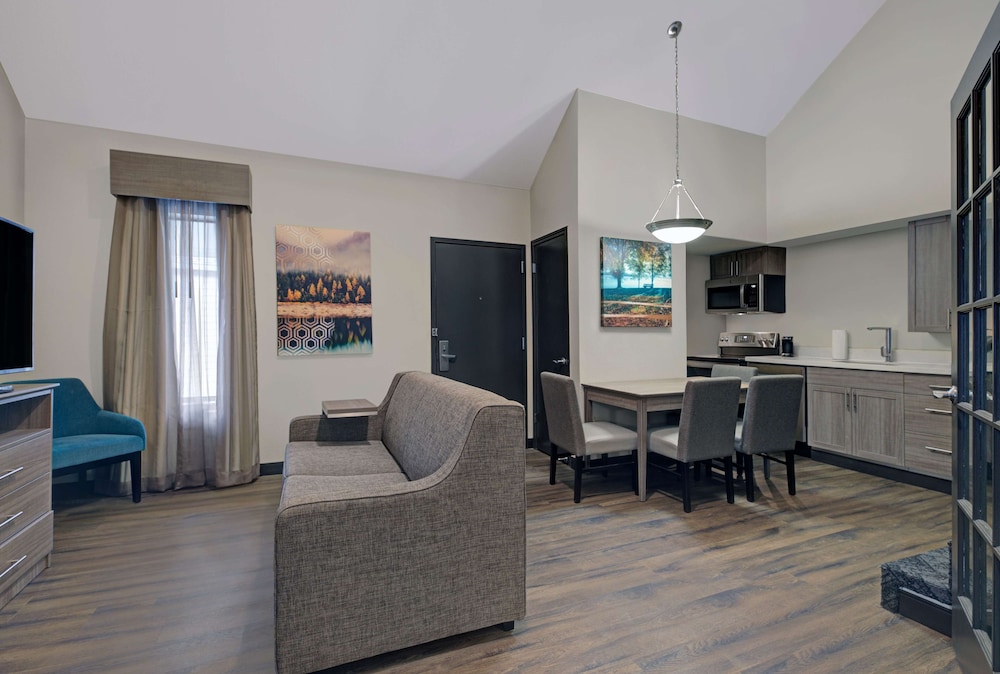 Best Western Fishkill Inn and Suites 30/53