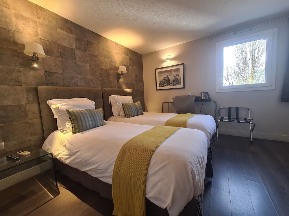 Comfort Hotel Cergy Pontoise Comfort FR06 6/36