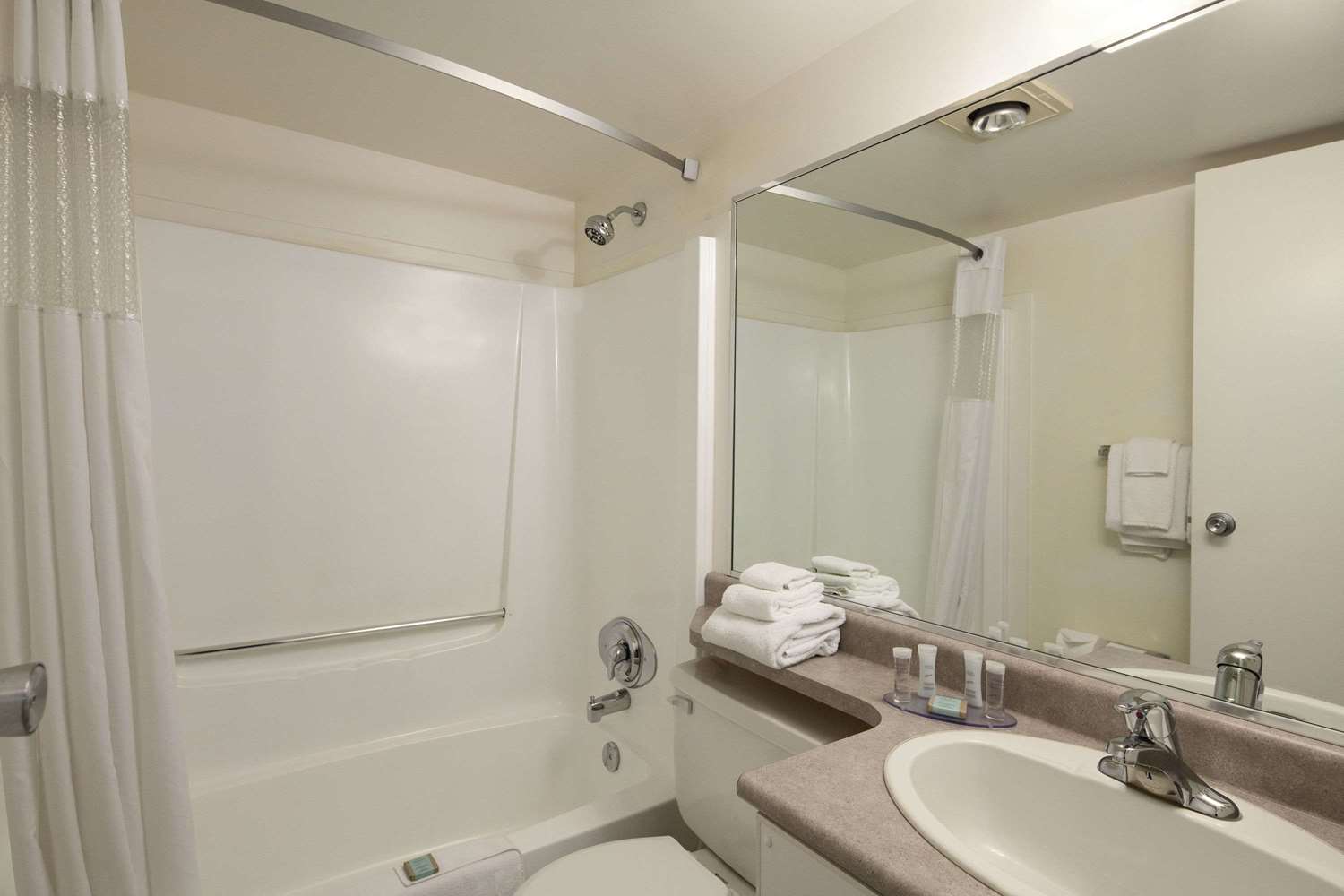 Travelodge by Wyndham Nanaimo 25/25