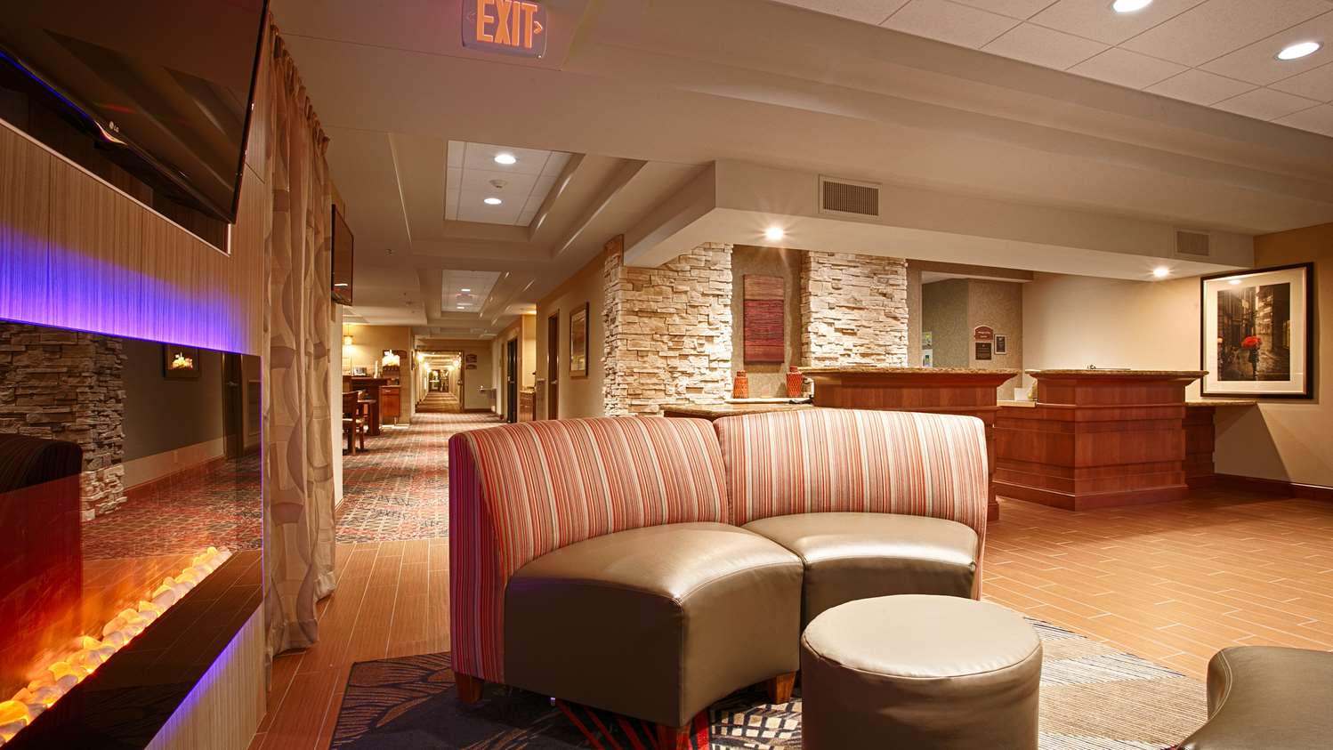 Best Western Plus Willmar 33/58
