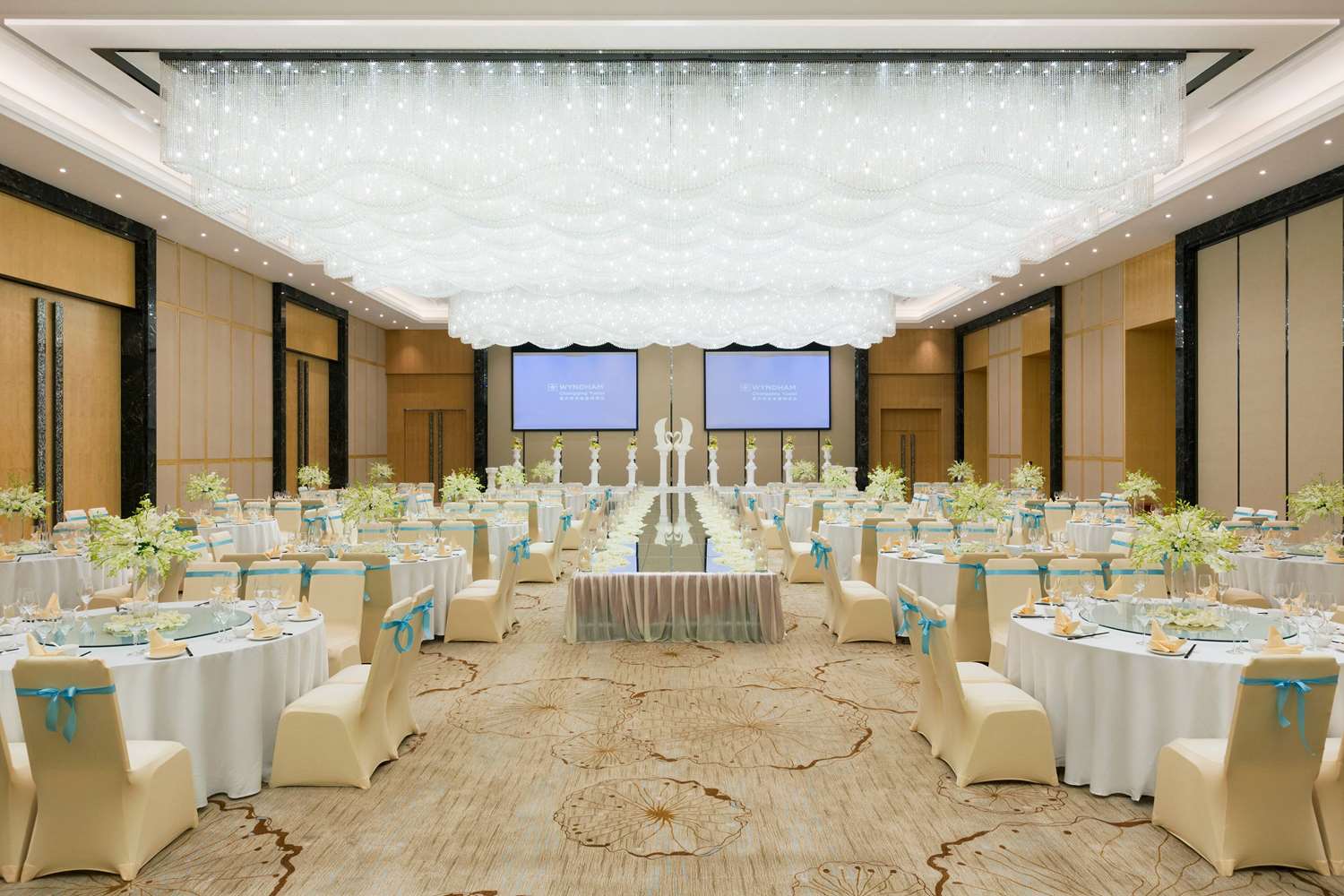 Wyndham Yuelai 26/32