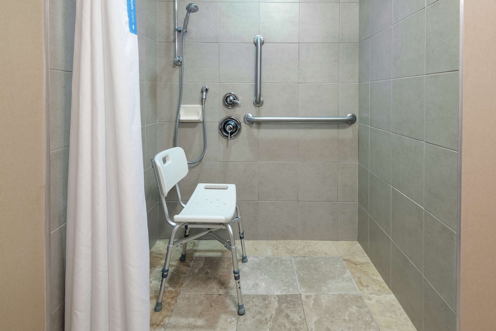 Hampton Inn Springfield South Enfield 13/49