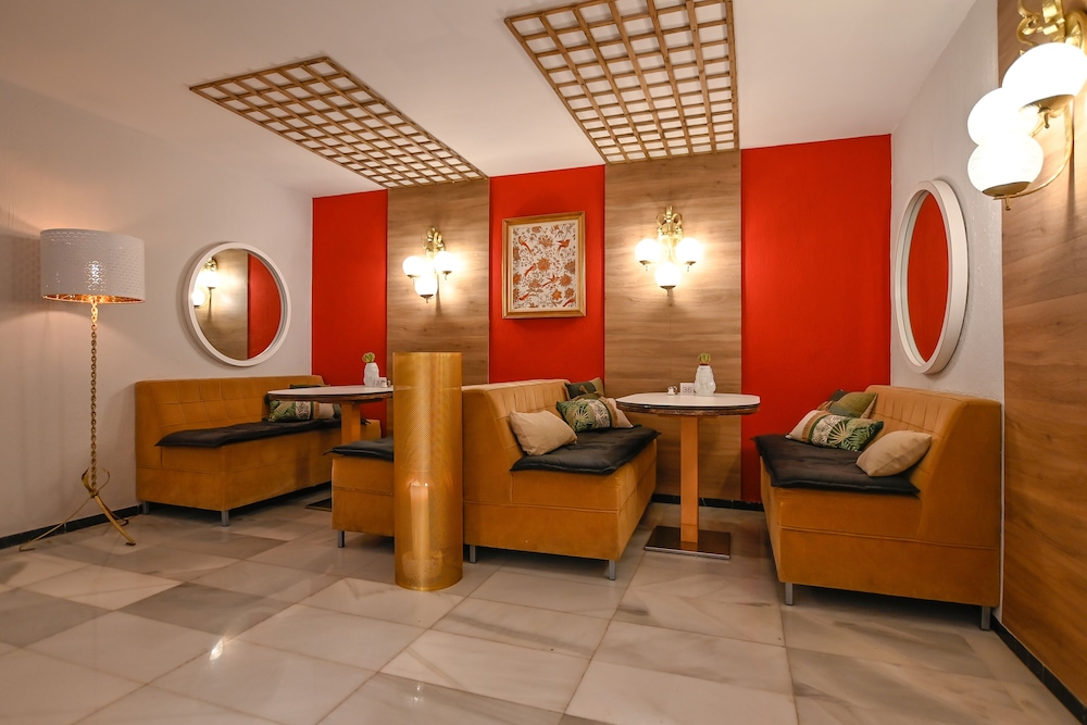 Pinos Playa Hotel 35/50