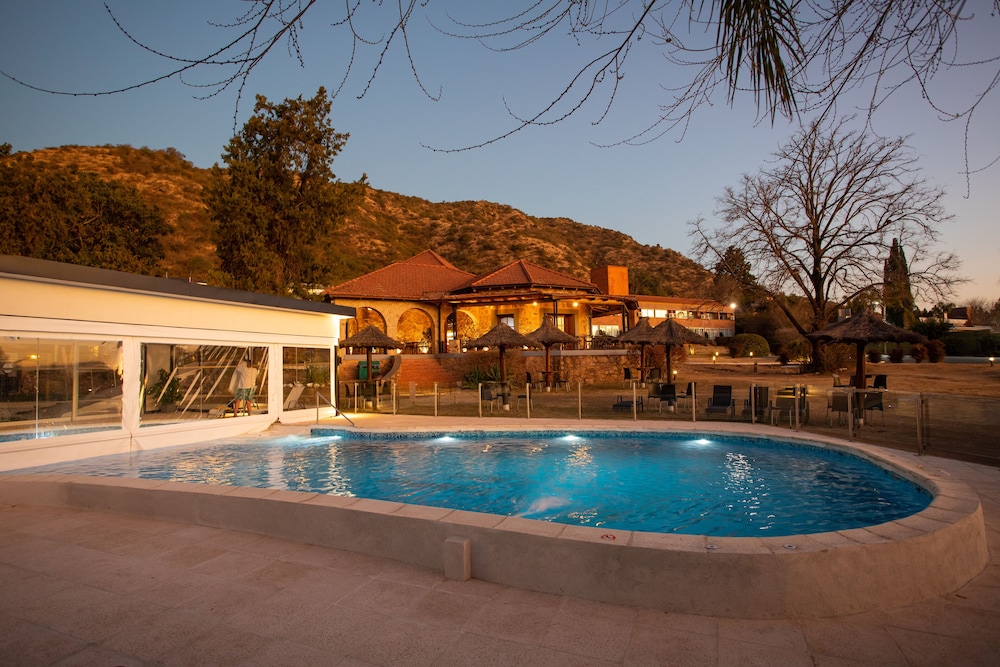 Pinares Del Cerro Hotel 3/63