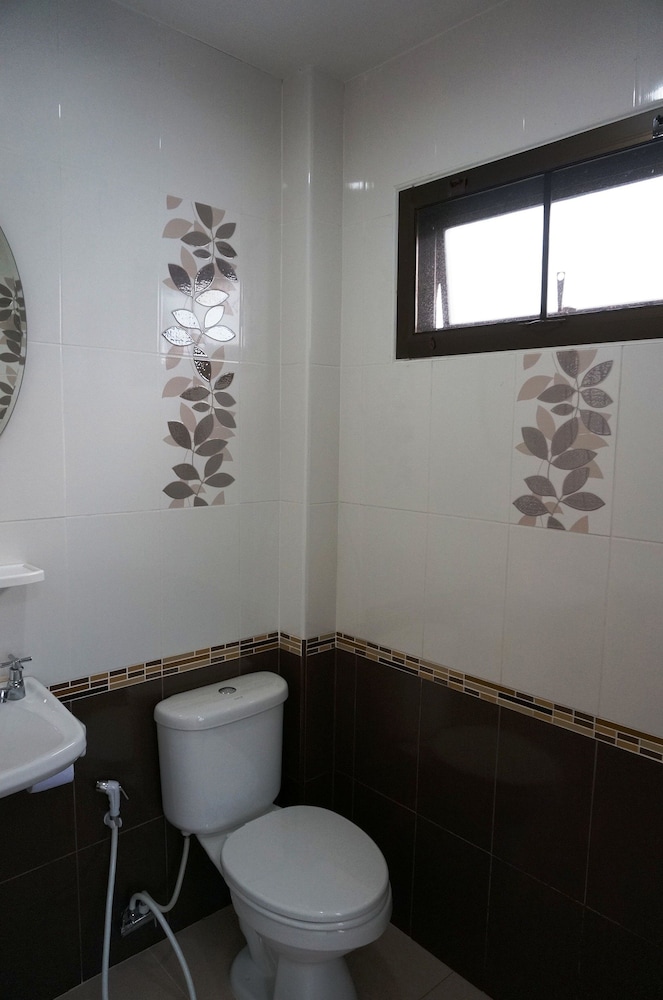 Baan Taweesuk 32/55