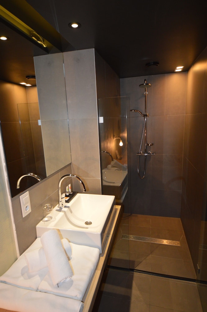 Amosa Hotel Liege & Sava Natures Cuisine 50/50