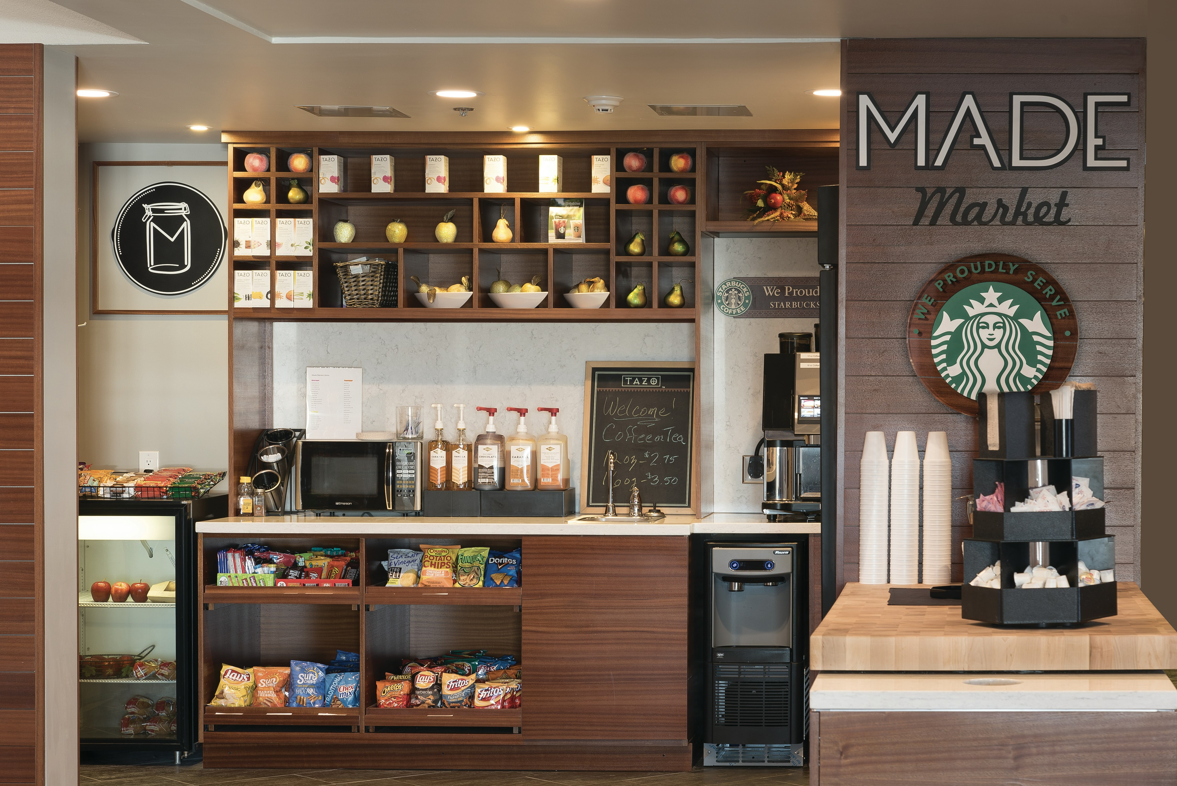 Doubletree by Hilton Hotel Racine Harbourwalk 64/79