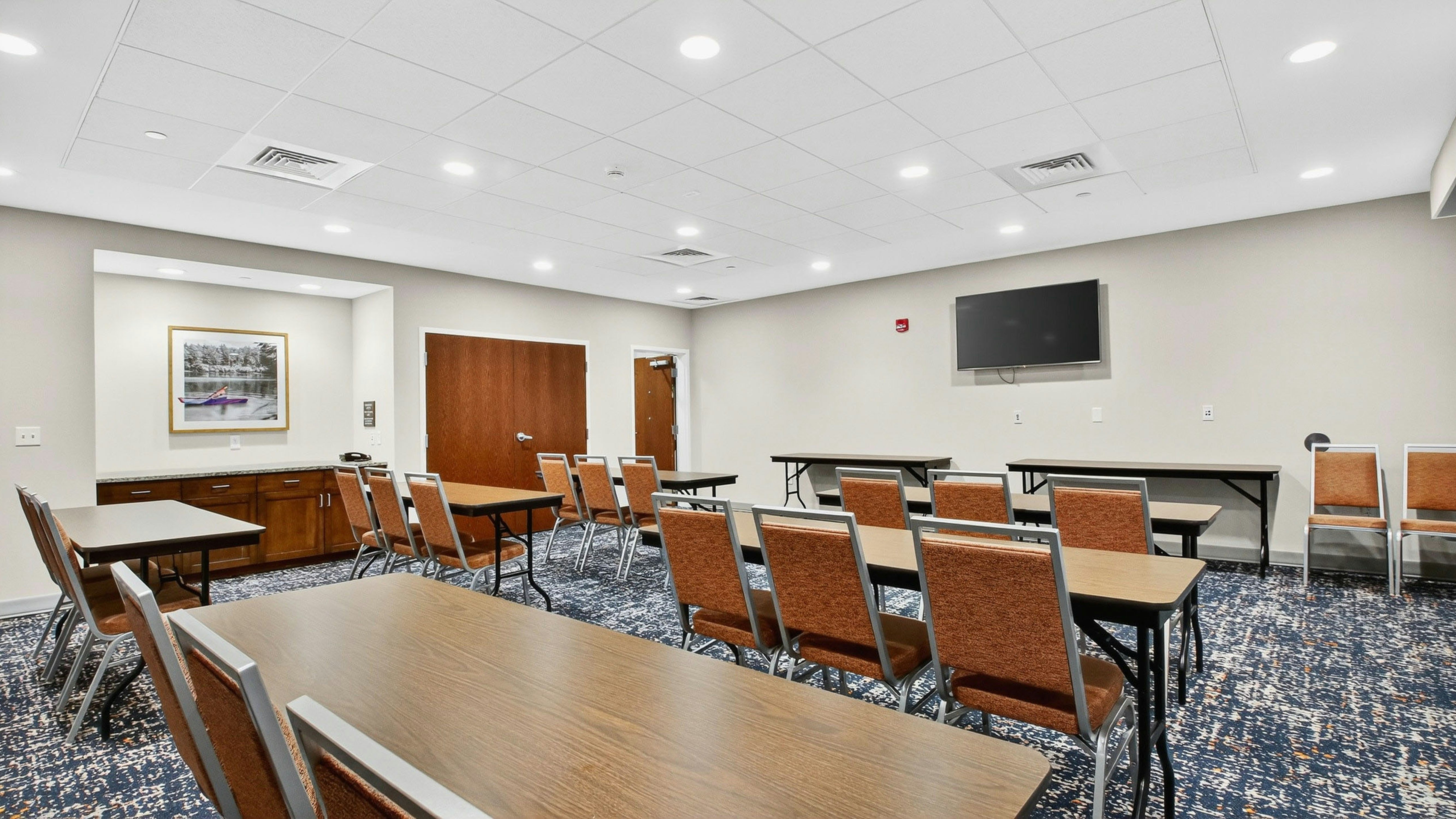 Hampton Inn Suites Chippewa Falls Wi 14/15