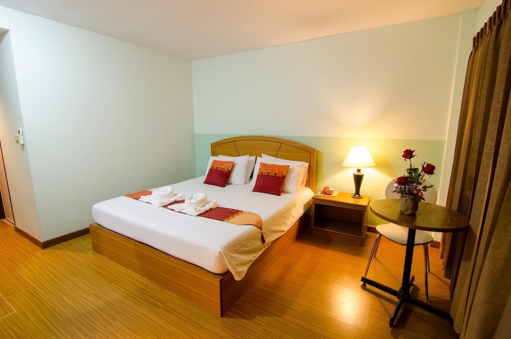 Ranong Garden Hotel 9/31