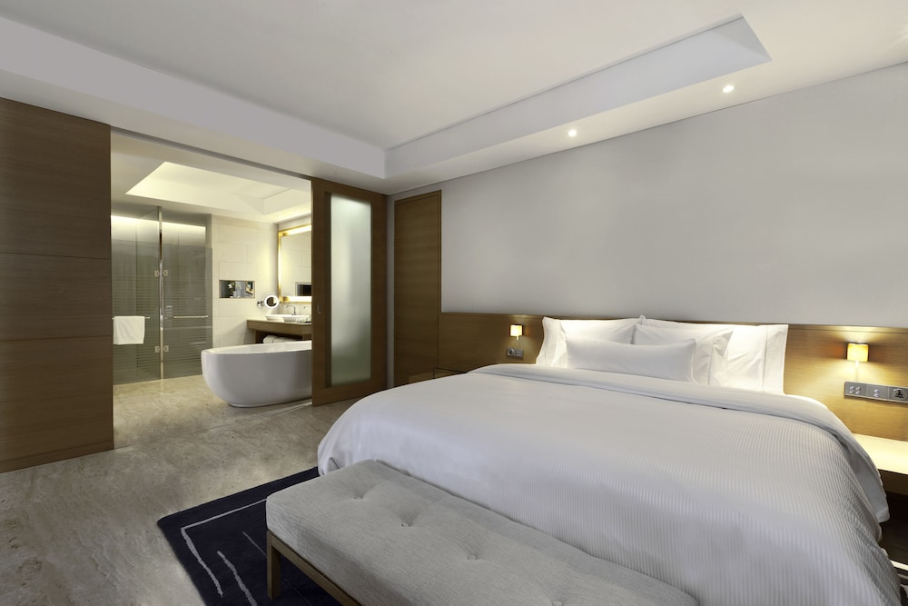 The Westin Mumbai Garden City 7/44