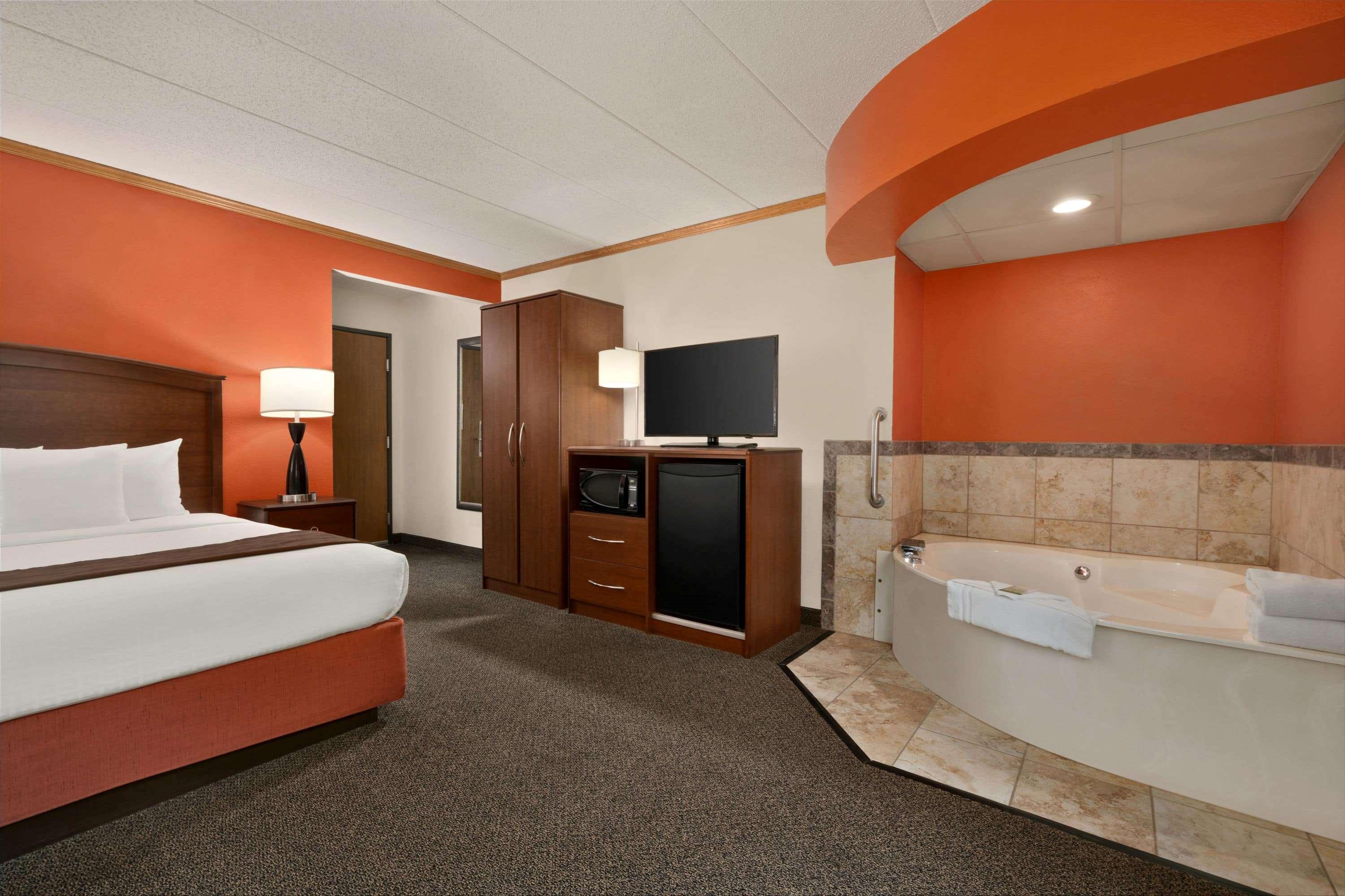 Deluxe, Suite, King Bed