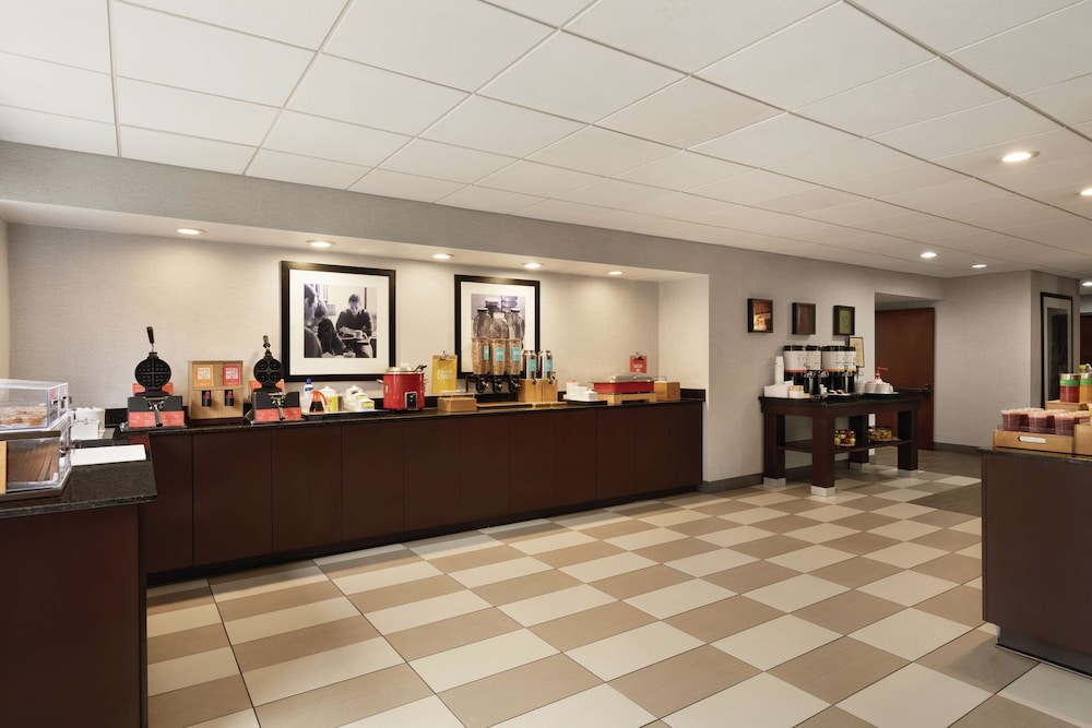 Hampton Inn Atlanta Stone Mountain 10/41