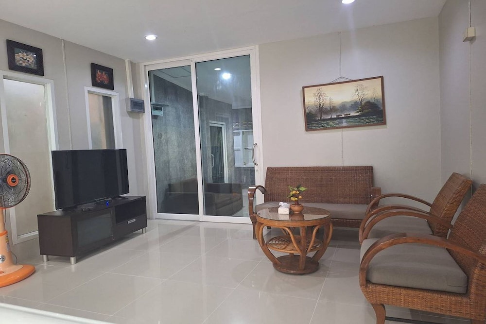 Maikhao Home Garden Bungalow 35/61