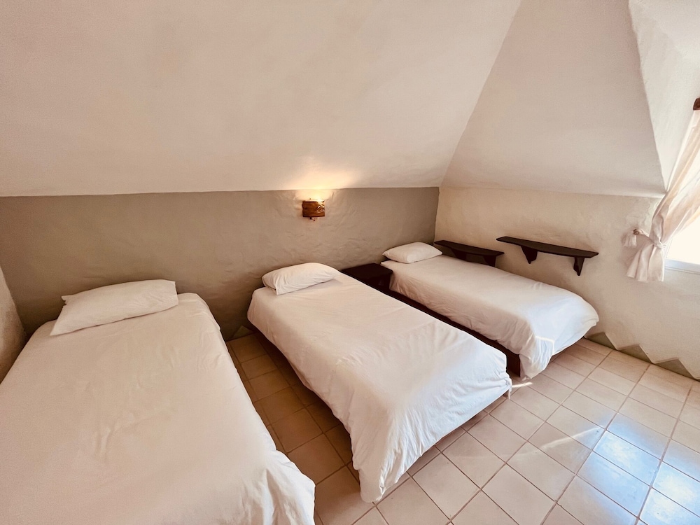 Hotel La Tortuga 14/50