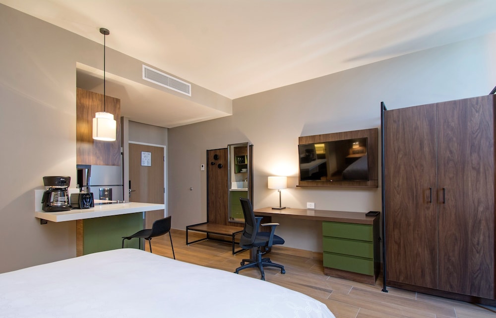 Staybridge Suites Guadalajara Novena 51/77