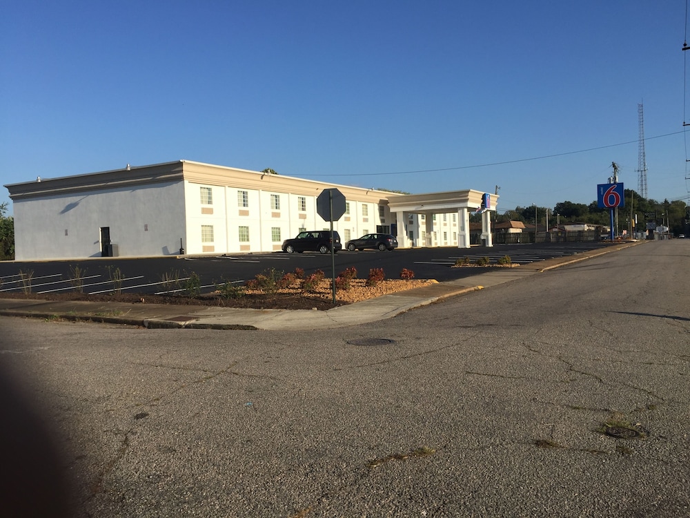 Motel6 Petersburg, VA - Fort Lee 40/45