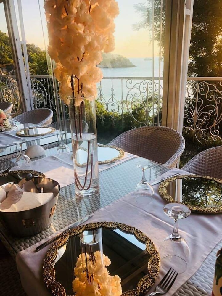 Bab-i Zer Konaklama ve Restaurant 33/50