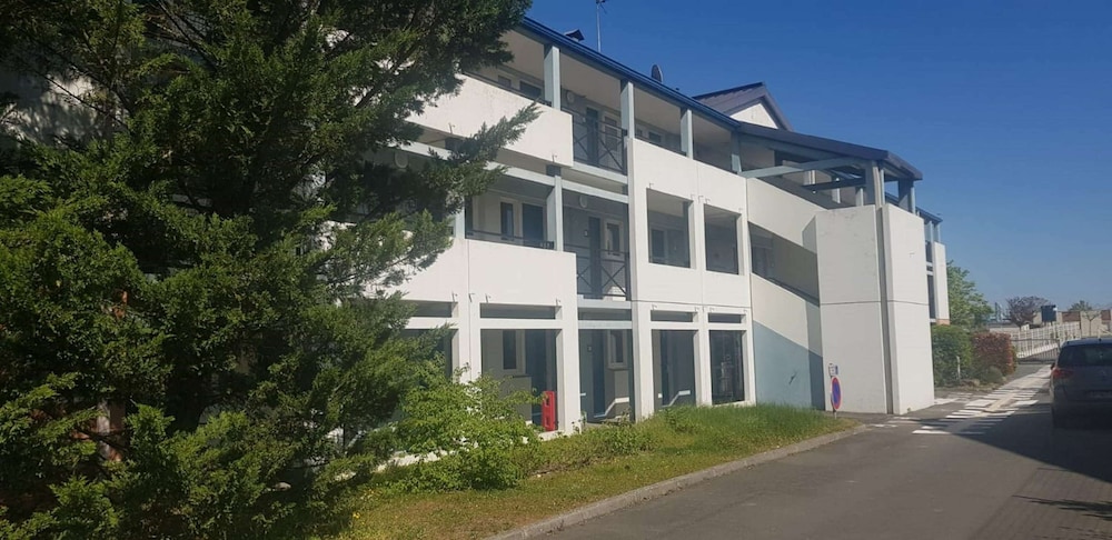 B B Hotel Poitiers 2 2/44