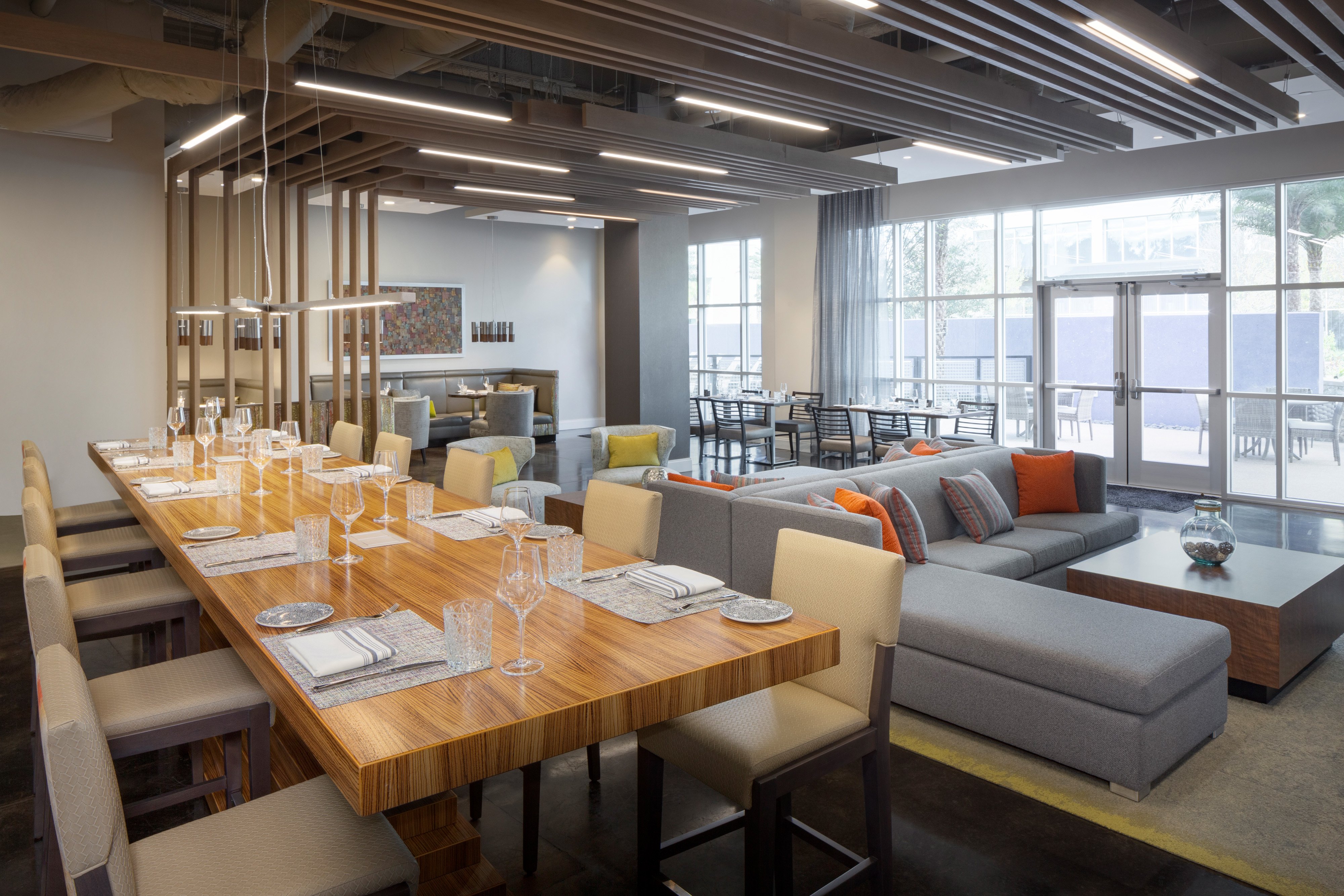 Hotel Indigo Gainesville-Celebration Pointe 44/71