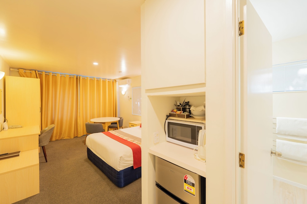 AUCKLAND NEWMARKET MOTEL 12/44
