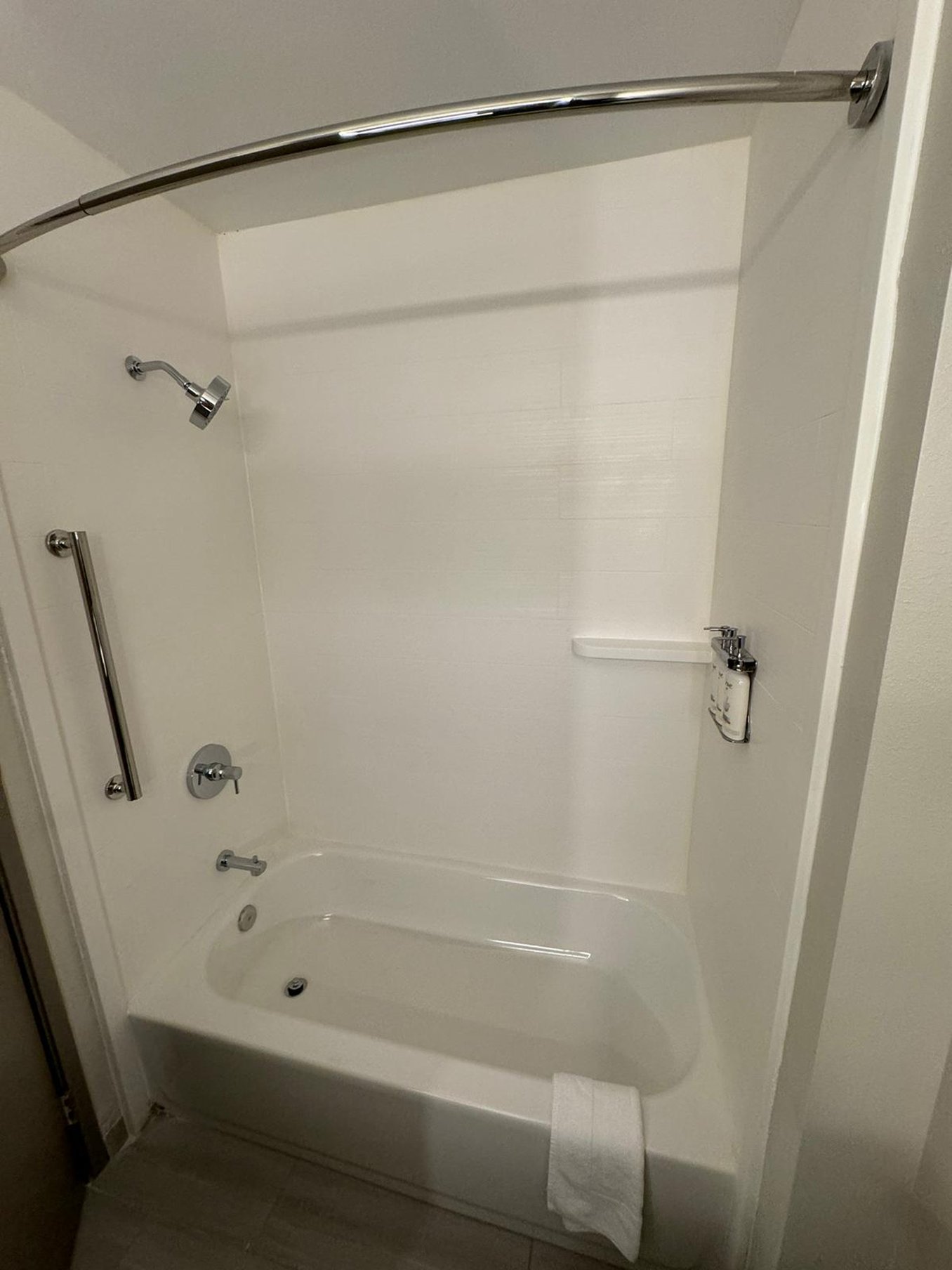 Port Wisconsin Inn and Suites 58/59