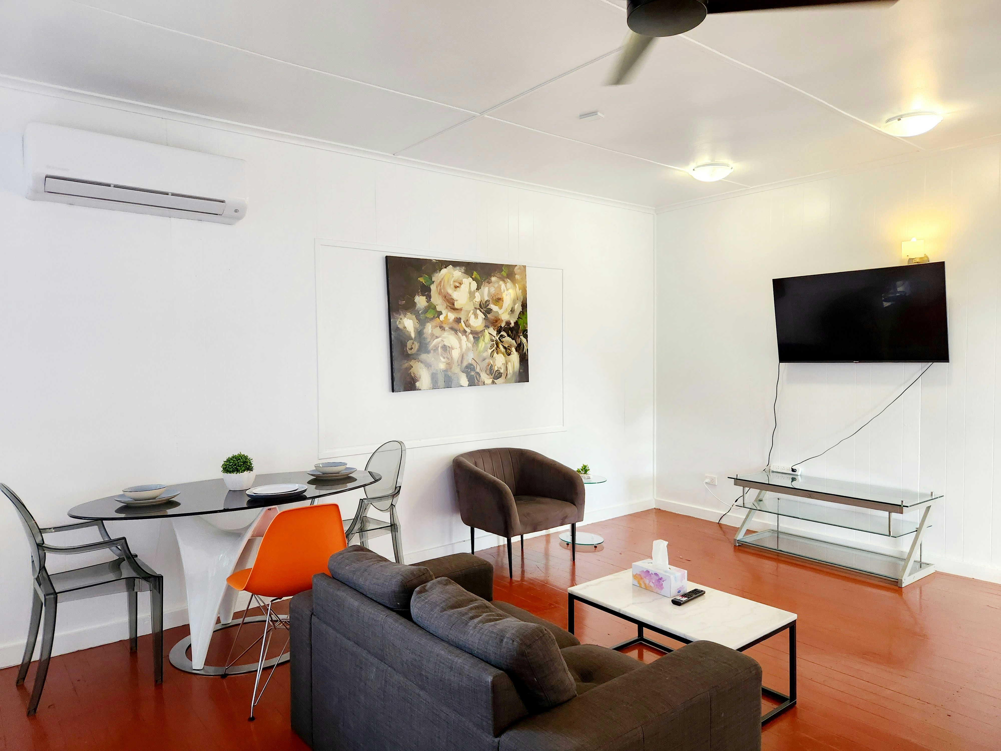 Palm Court Budget Motel Backpackers 39/43