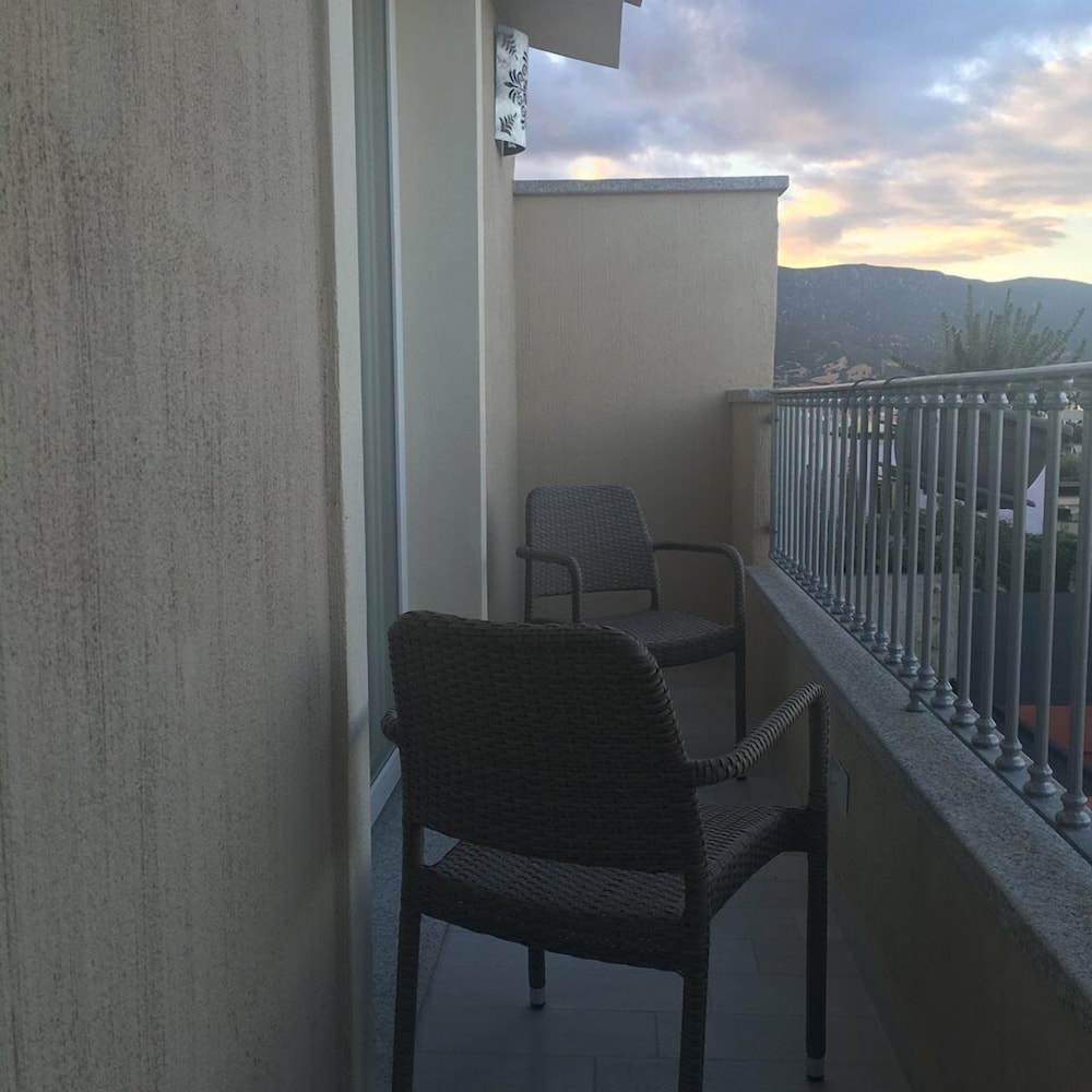 Regina Simius Hotel 42/50