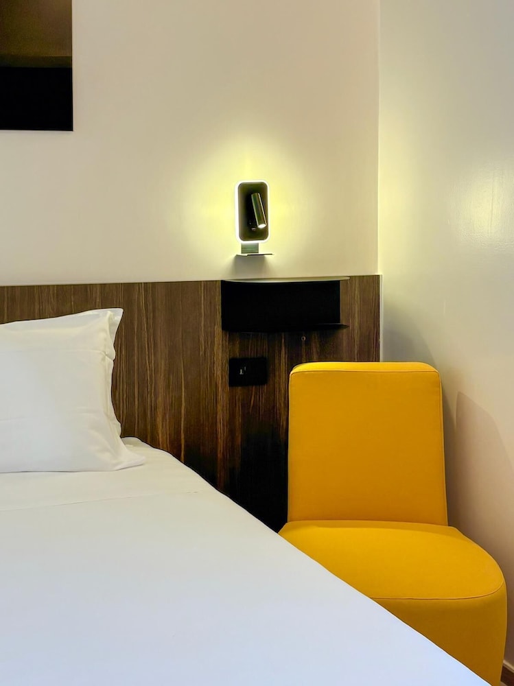 Best Western Hotel Revolution photo2