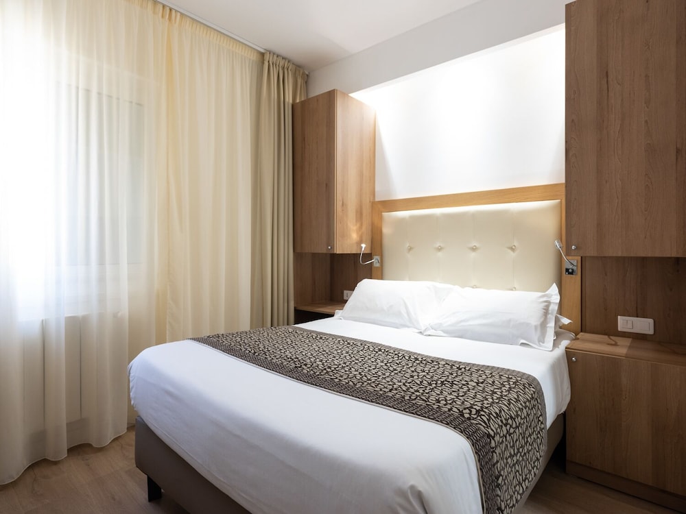 Hotel Revellata 15/50