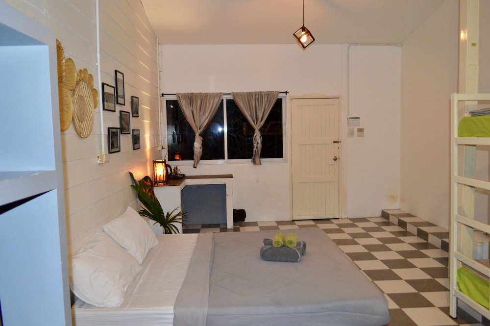 Oasis Lipe Resort 42/66