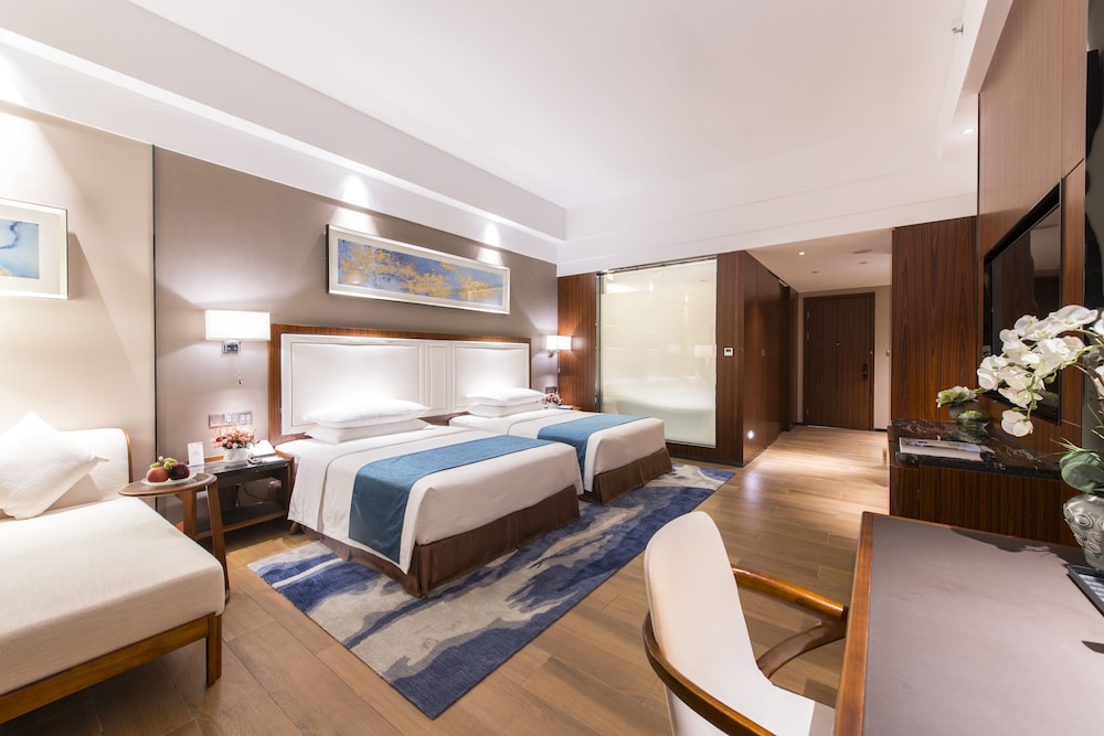 Fengyue Hotel 7/47