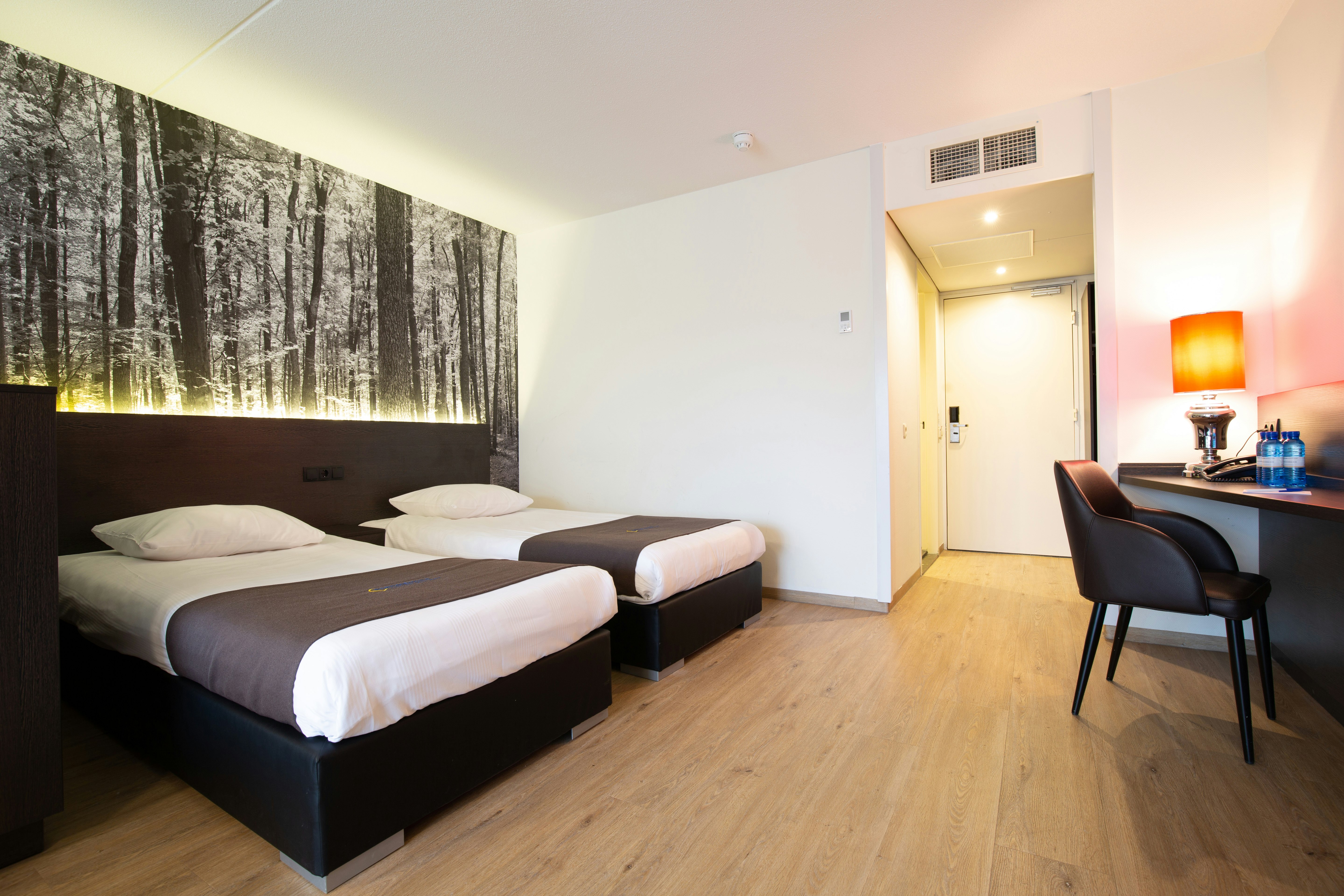 Bastion Hotel Apeldoorn Het Loo 6/25