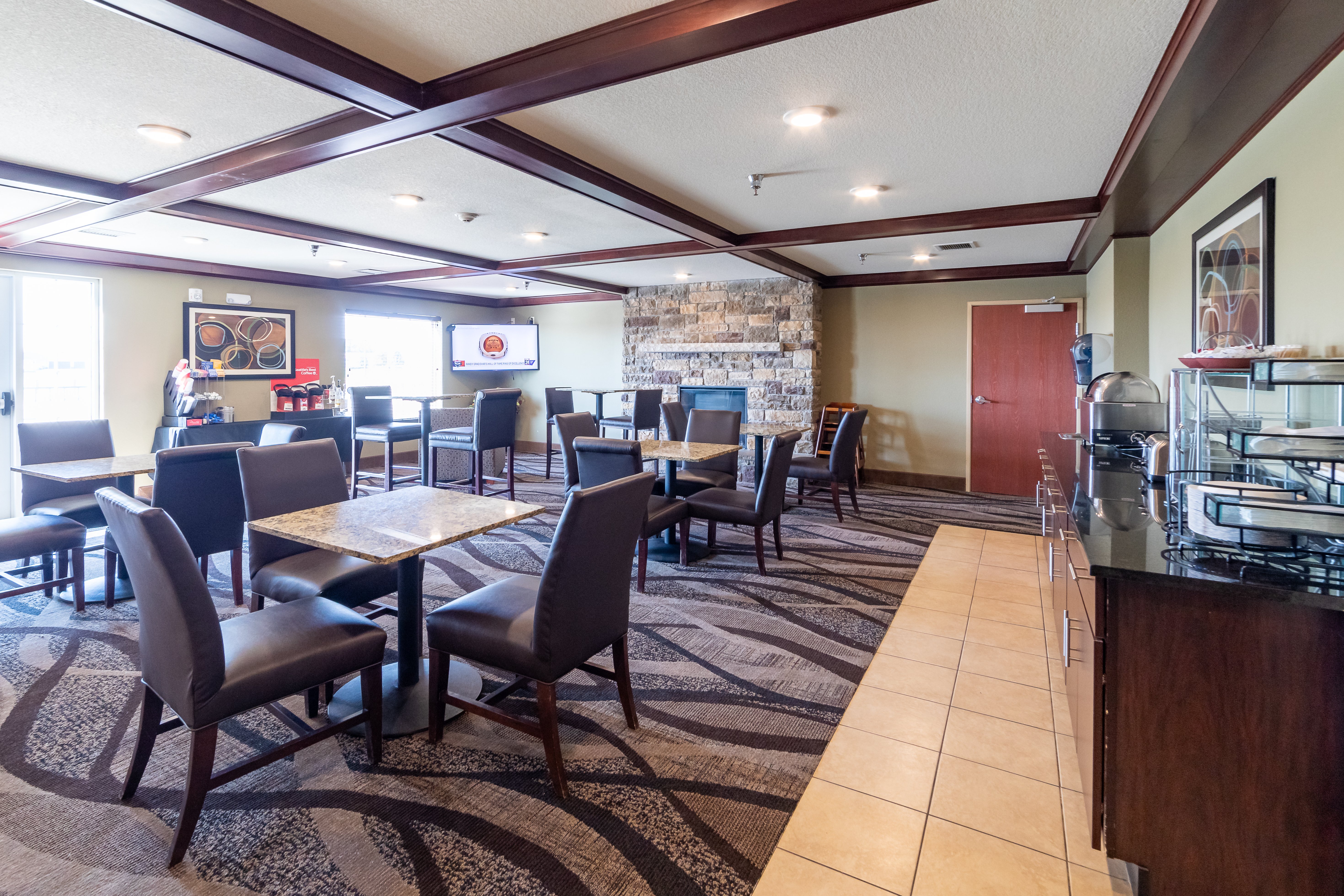Cobblestone Inn Suites Eaton Co 54/72