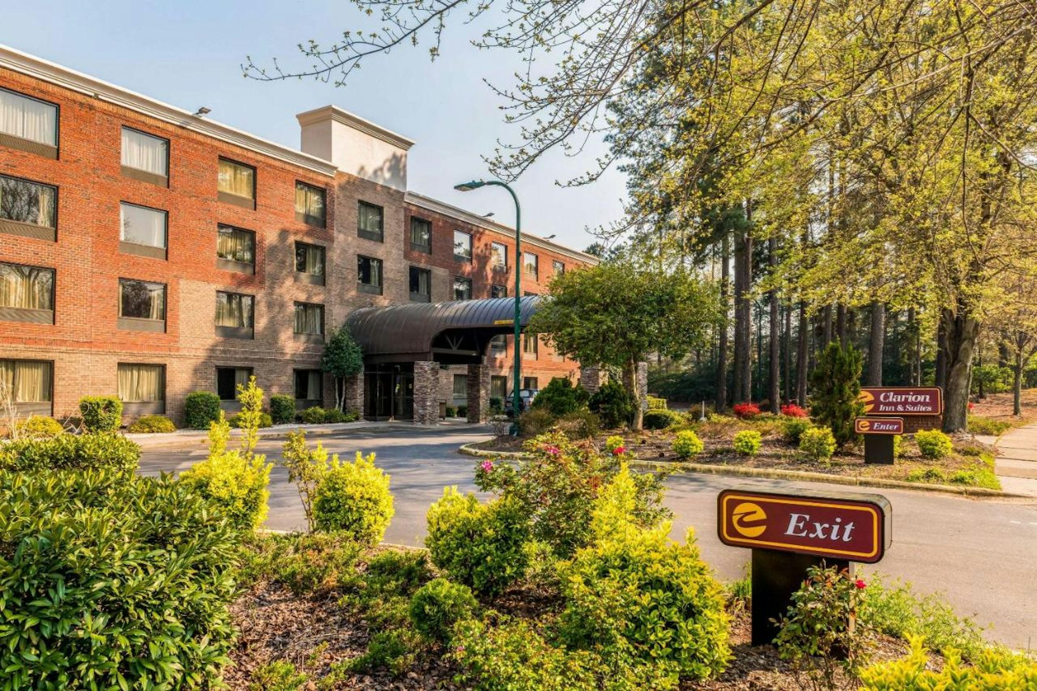 Lake Norman Inn and Suites (ex Clarion) 9/9