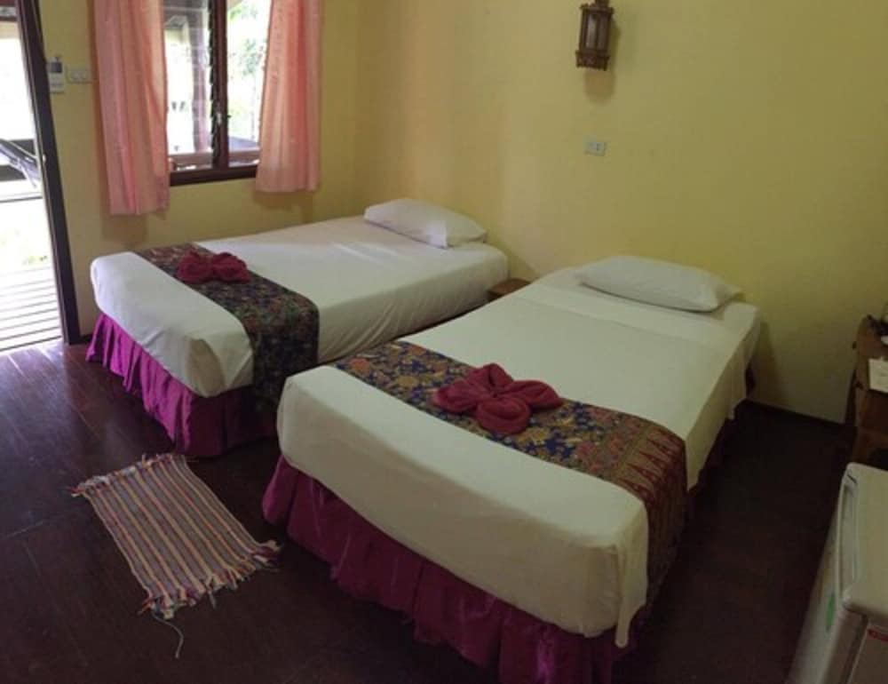 LANTA PEARL BEACH RESORT 27/78