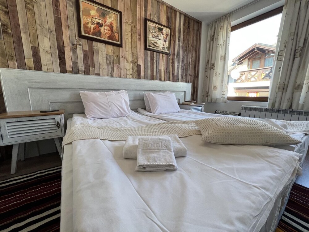 Guest Rooms Granat 39/50