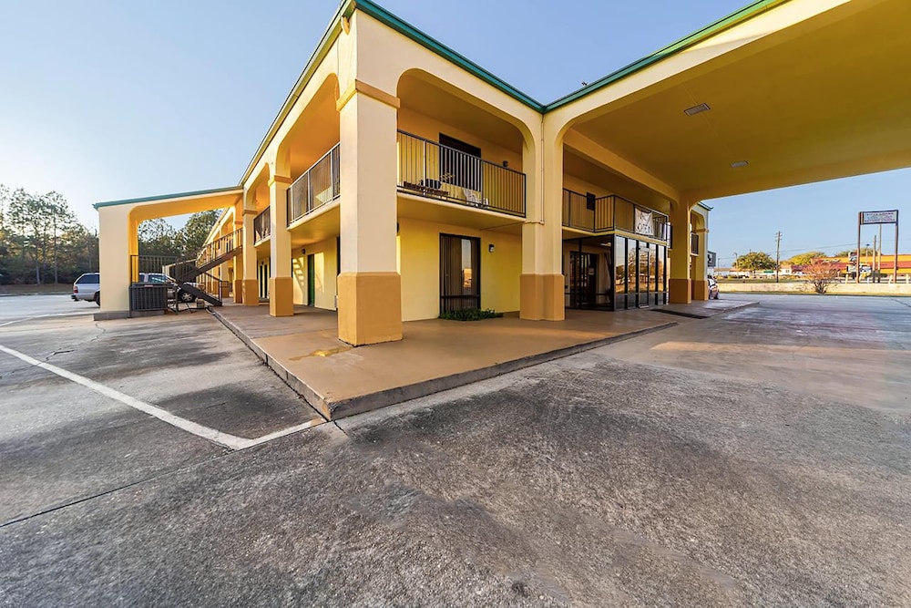 Days Inn by Wyndham Atmore 3/61