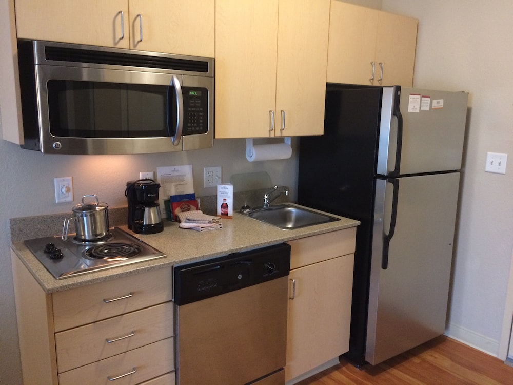 Candlewood Suites Watertown-Fort Drum 63/68