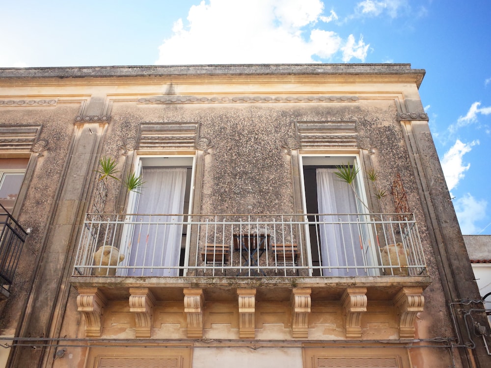 Casa Scianna Noto 2/49